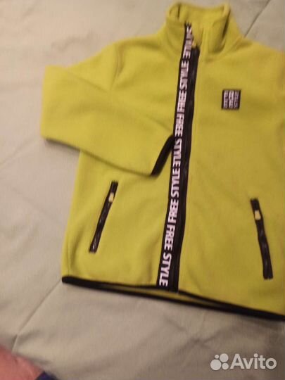 Флисовая кофта для девочки 134 140