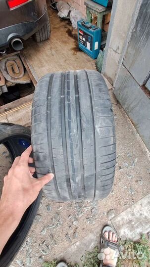 Pirelli P Zero 275/30 R21