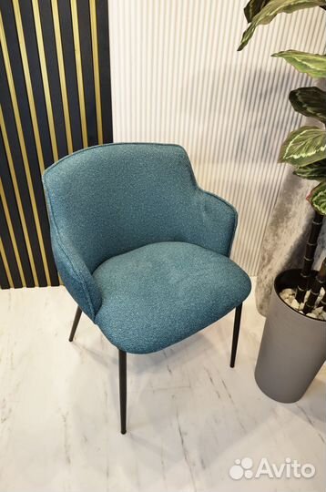 Стул Oskar, велюр, металлические ножки