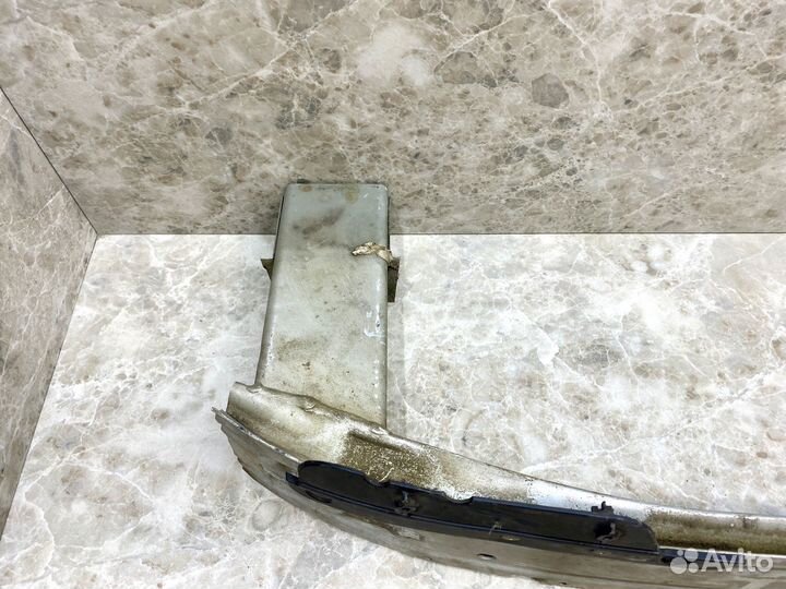 Усилитель переднего бампера Opel Astra J 2010-2017