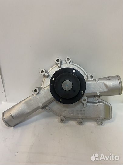 Насос водяной Mercedes- Benz А1372000601
