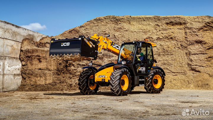 Тракторист на JCB