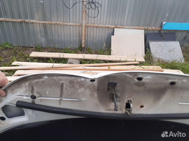 Капот LADA granta fl