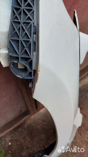 Крыло переднее левле Toyota rav4