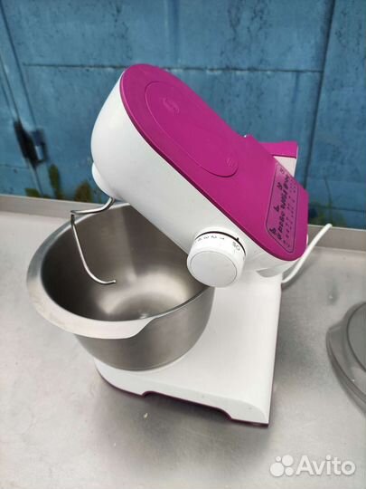 Миксер планетарный Bosch cnum 51