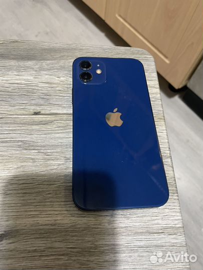 iPhone 12, 64 ГБ