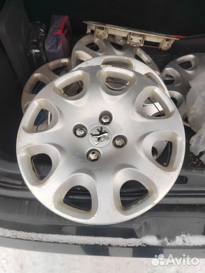 Колпаки на колеса r 16 Peugeot