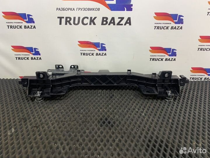 Кронштейн торпедо нижний Renault T