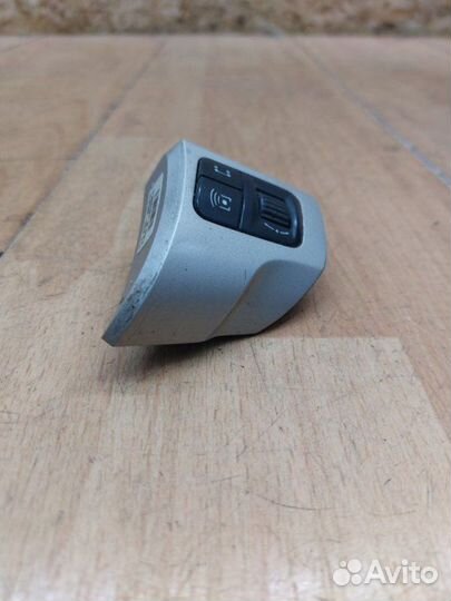 Кнопки на руль левые Opel Astra H Z16XEP 2006