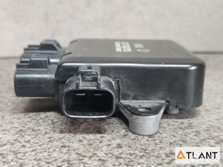 Блок управления вентилятором охлаждения infiniti M