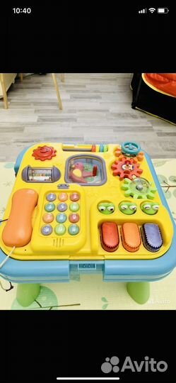 Игровой развивающий столик