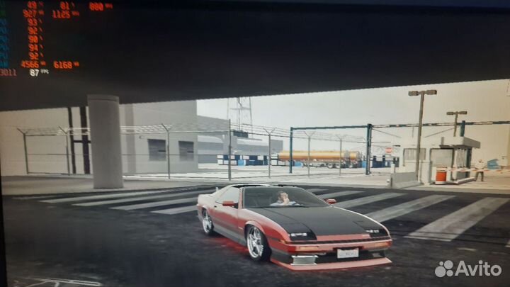 Фирменный Lenovo