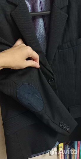 Костюм тройка 134-140 школьный