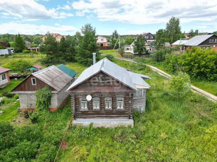 Дом 80 м² на участке 8,5 сот.