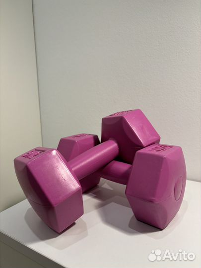 Гантели по 2 кг