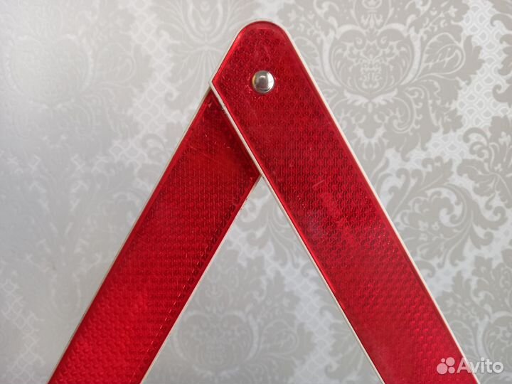 Знак аварийной остановки