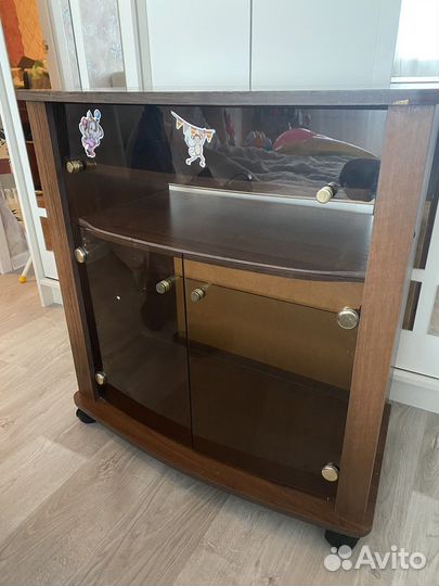 Тумба под телевизор