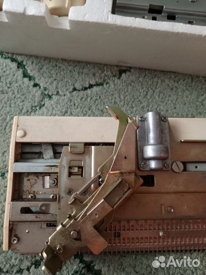Brother KH-840/KR830 вязальная машина