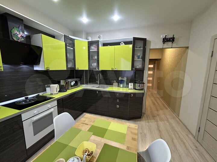 2-к. квартира, 65 м², 17/17 эт.