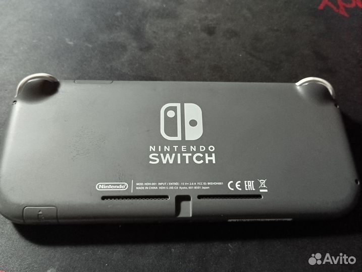 Nintendo switch lite бу