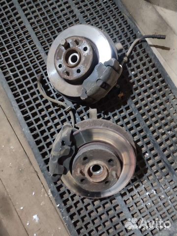 Кулак поворотный калина