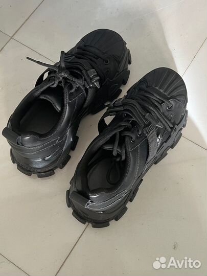 Кроссовки корея