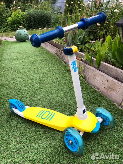 Самокат детский трехколесный из Декатлона
