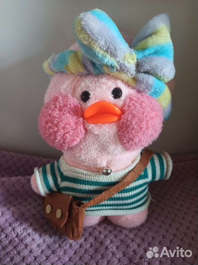 Уточка Лалафан в одежде