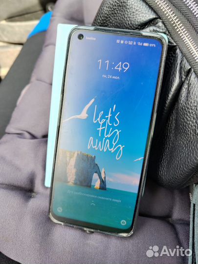 Телефон Realme 8i