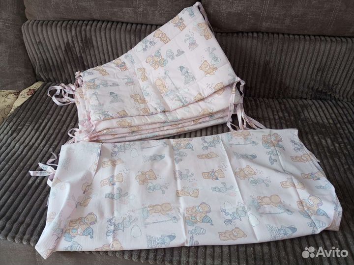 Бортики в кроватку