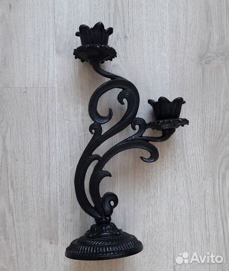 Подсвечник на две свечи