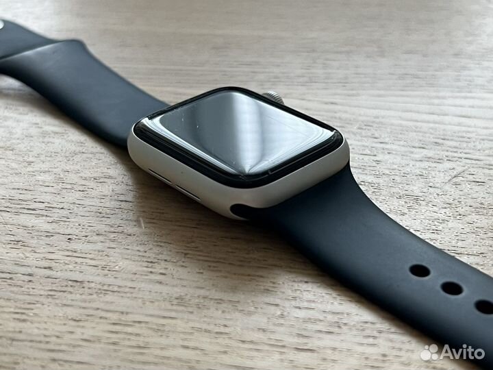 Apple Watch SE 40mm Оригинал