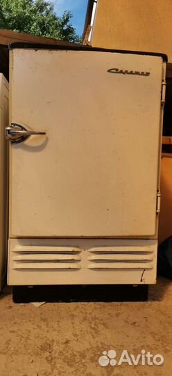Холодильник 