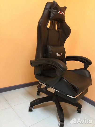 Офисное кресло (геймерское). Кресло для директора
