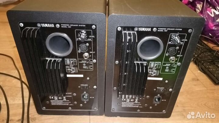 Yamaha hs7