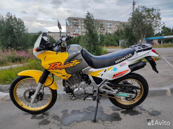 Honda dominator nx 650