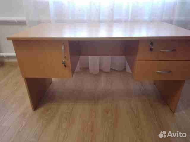 Письменный стол