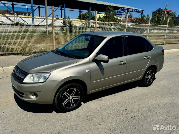 LADA Granta 1.6 AT, 2013, 167 000 км