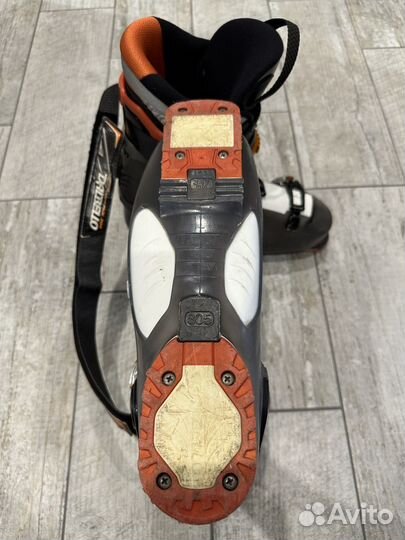 Горнолыжные ботинки Dalbello Aerro 75