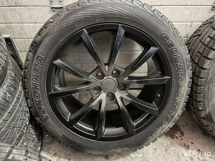 Колеса Jeep Grand Cherokee SRT WK2 295/45R20