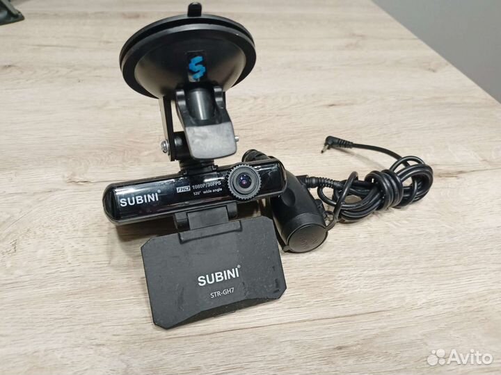 Видеорегистратор с радар-детектором Subini STR-GH7