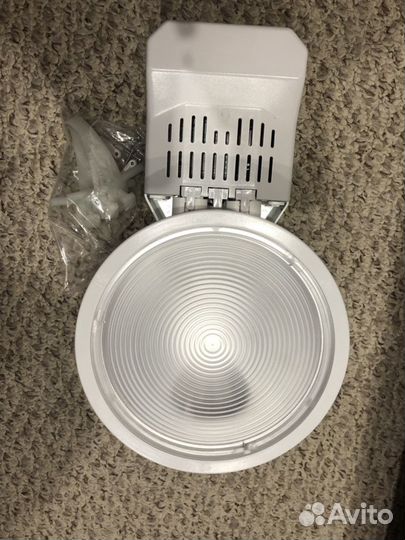 Светильник потолочный Lival