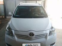 Toyota Verso 1.8 CVT, 2011, 215 000 км, с пробегом, цена 1 300 000 руб.