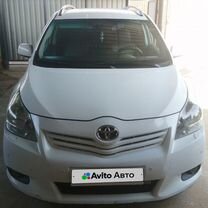 Toyota Verso 1.8 CVT, 2011, 215 000 км, с пробегом, цена 1 300 000 руб.