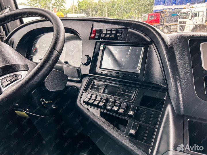 Sitrak C7H, 2024
