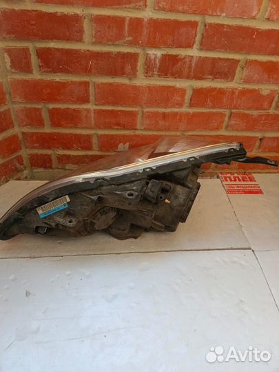 Фара правая Honda CR-V 2006-2012 под ксенон