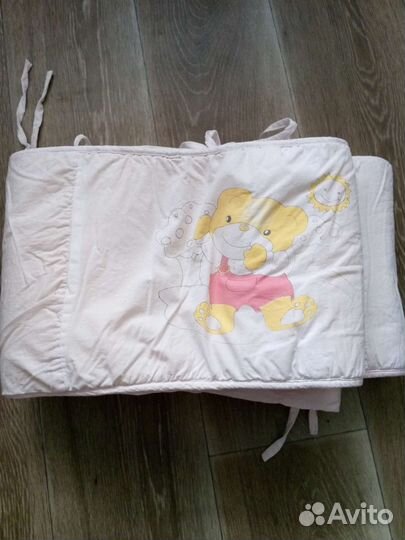 Бортики в кроватку