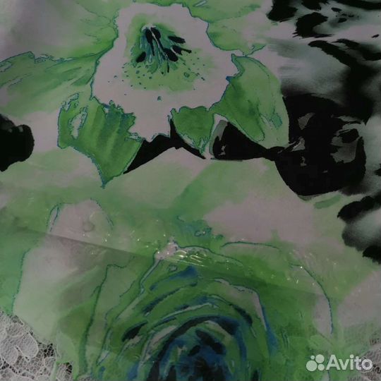 Большой красивый платок