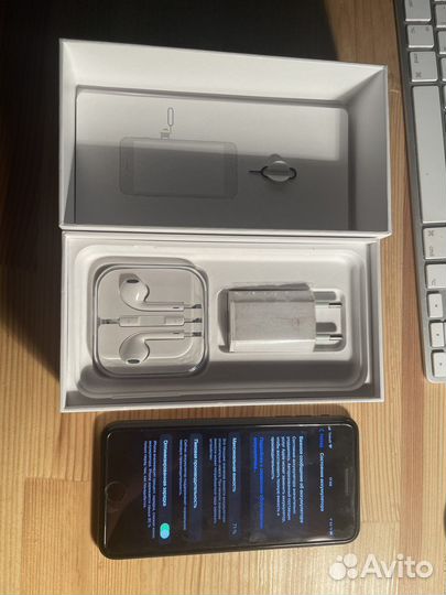 Телефон iPhone 7 plus 128 gb