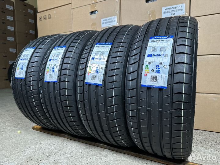 Triangle EffeXSport TH202 215/55 R17 99V